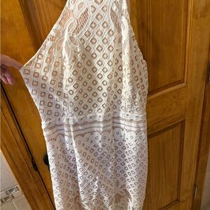 White Lace Sleeveless Dress